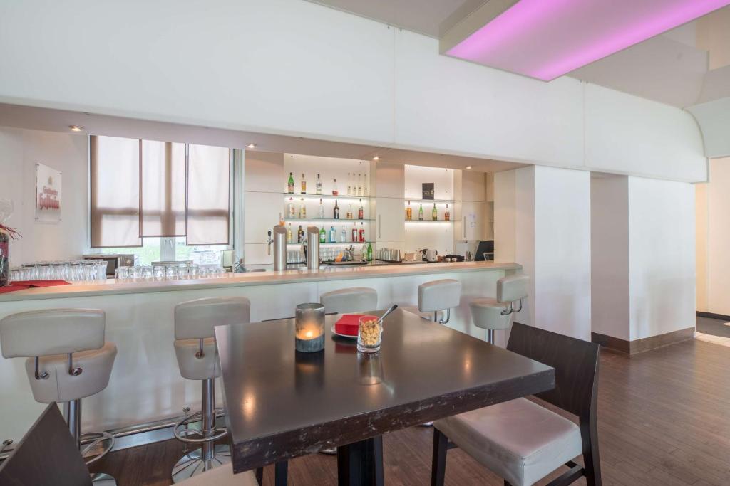 Nápoje v ubytování Best Western Plus Hotel Fellbach-Stuttgart