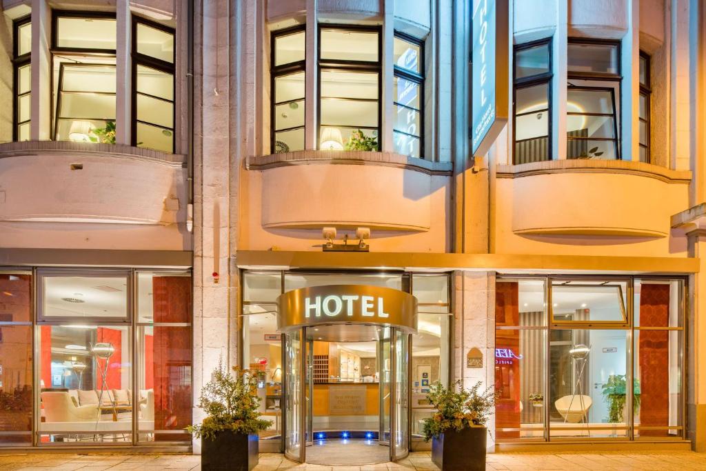 Budova, kde se hotel nachází