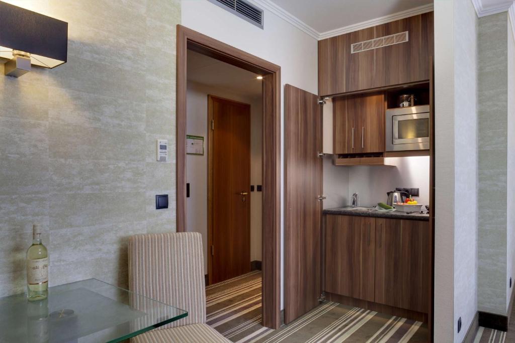 Kuchyň nebo kuchyňský kout v ubytování Best Western Plus Hotel Böttcherhof