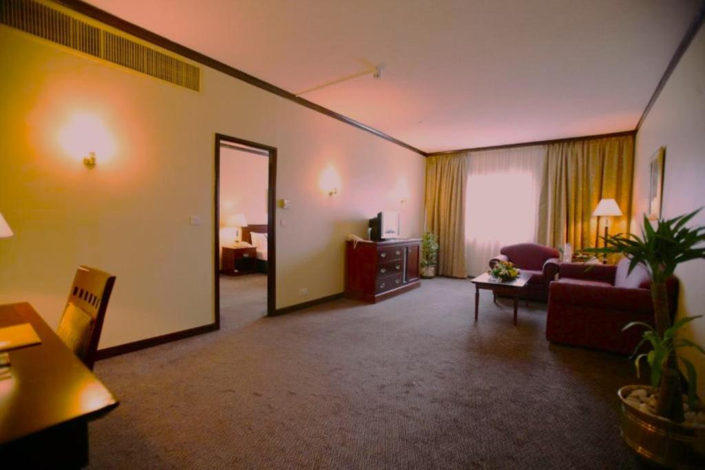 Posezení v ubytování Rolla Suites Hotel -Former J5 Bur Dubai Hotel