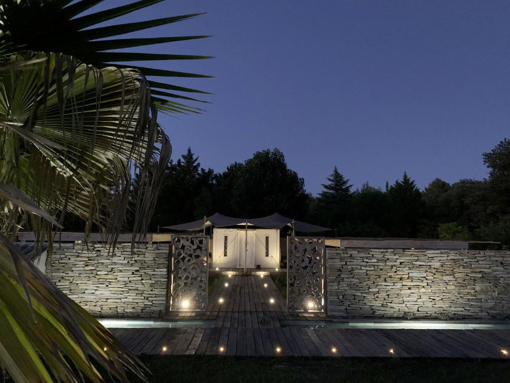 Fotografie z fotogalerie ubytování Noccemada "Spirit of Bali" Lodge, Pool & Spa v destinaci Saint-Julien