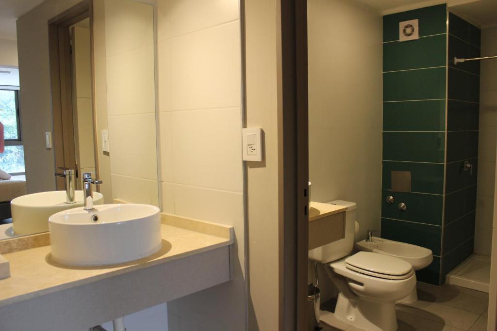 Koupelna v ubytování Nómade Hostel mdz