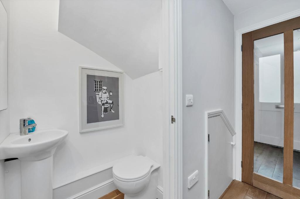 Bilik mandi di 7D Albert St - sleeps 4 guests with parking on request