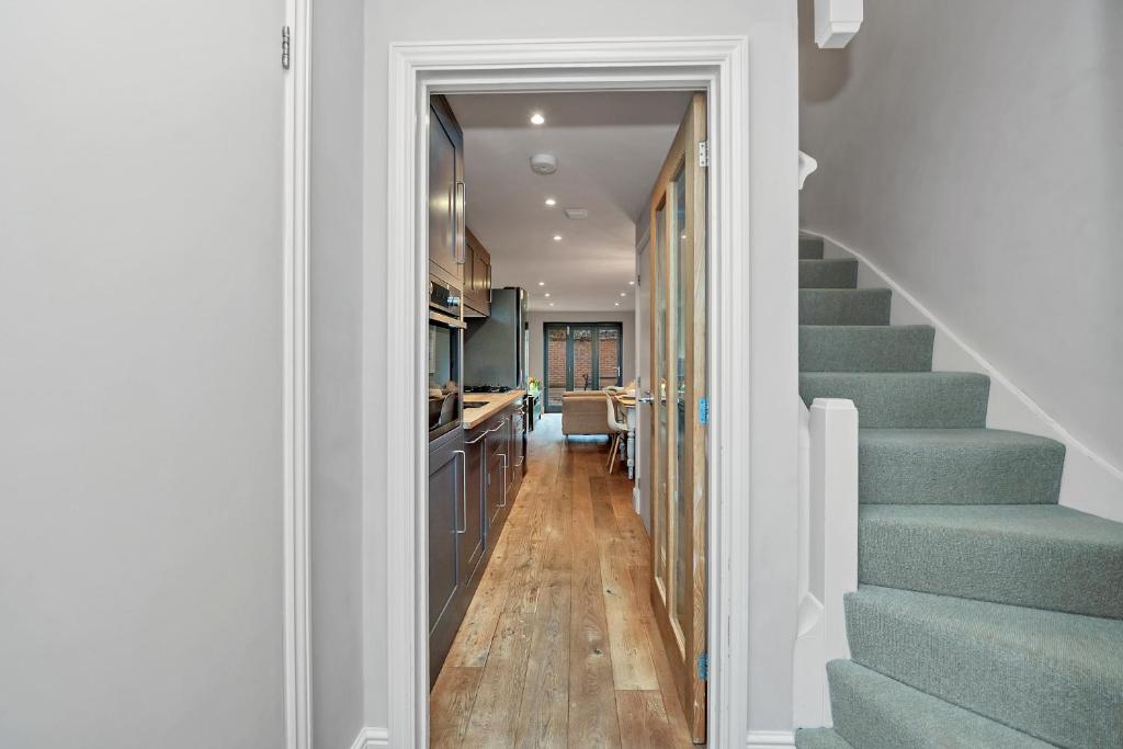 Gambar di galeri bagi 7D Albert St - sleeps 4 guests with parking on request di Bury Saint Edmunds