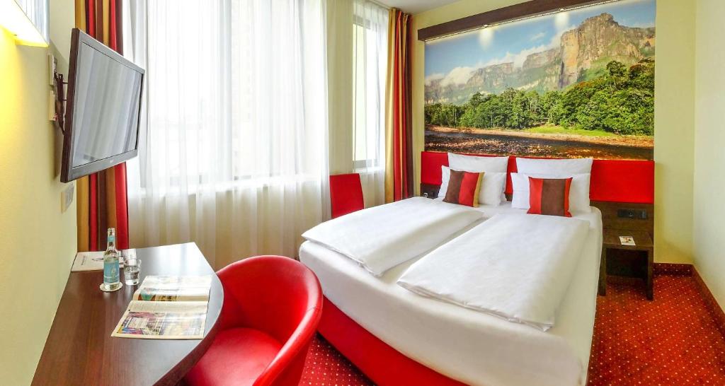 
Standard Double or Twin Room
