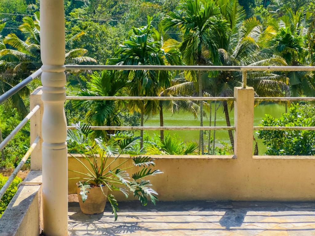 Balkón nebo terasa v ubytování Deer Hill Rest Kandy
