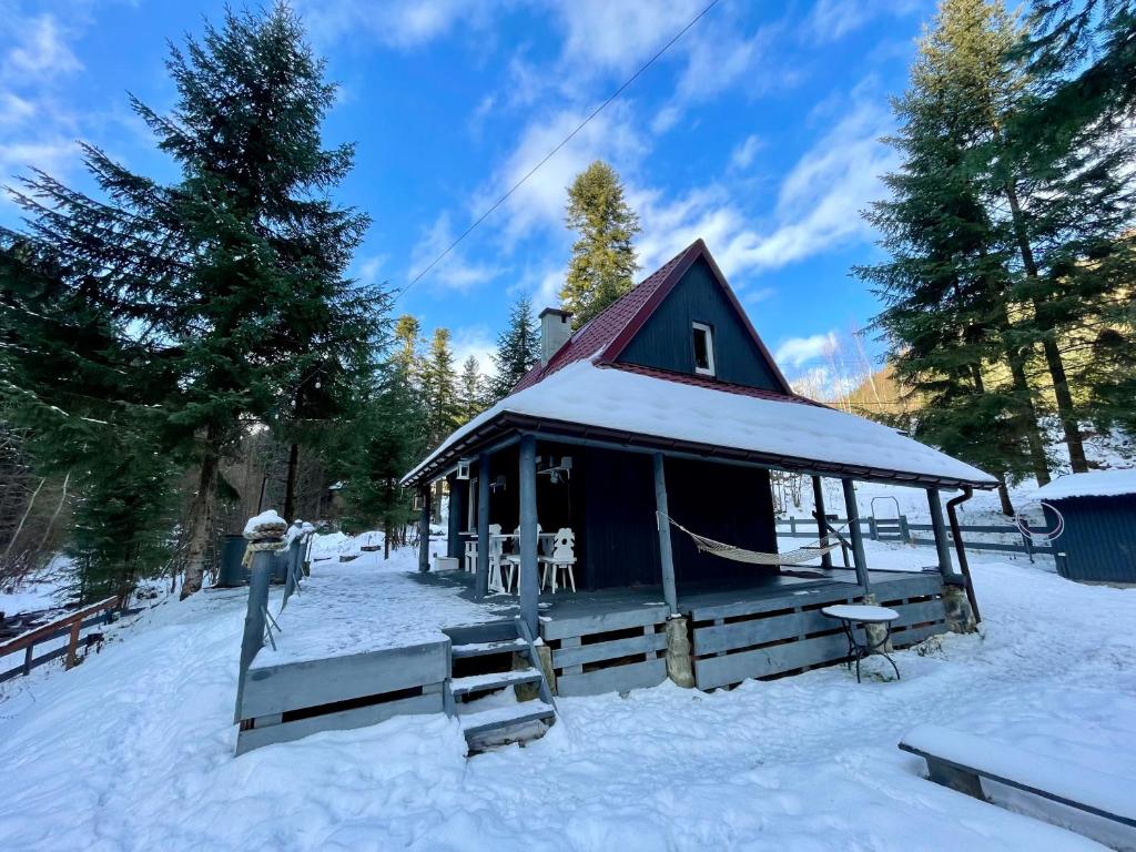 Piwniczna 187 - Vintage House trong mùa đông