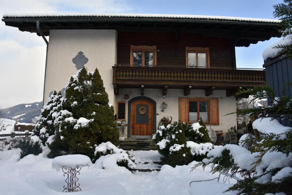 4 Elements Appartmenthaus Monarda v zimě