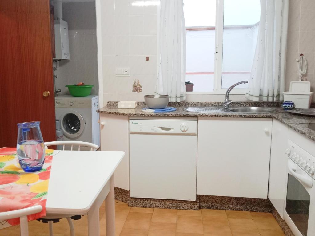 Kuchnia lub aneks kuchenny w obiekcie Top Rota Playa La Costilla Costa de la Luz