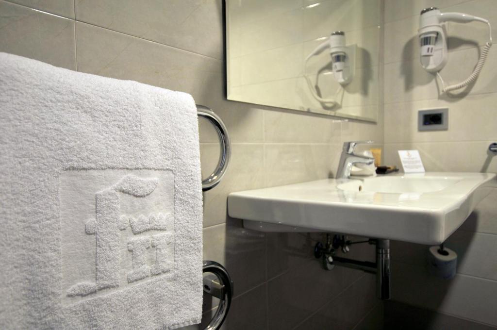 Koupelna v ubytování Hotel Federico II
