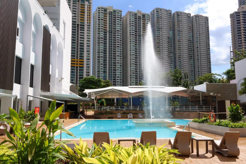 Bazén v ubytování Sheraton Grand Panama nebo v jeho okolí
