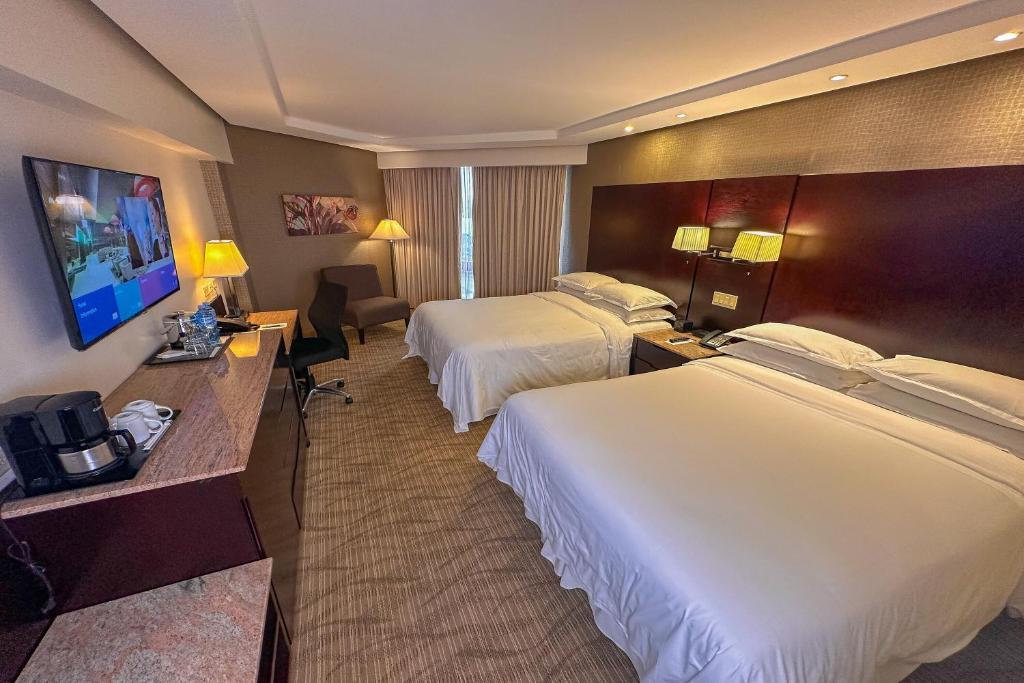 TV a/nebo společenská místnost v ubytování Sheraton Grand Panama