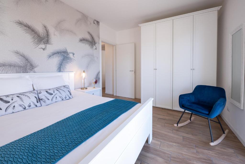 Lora luxury suite 4, free private parking, self check-in photo