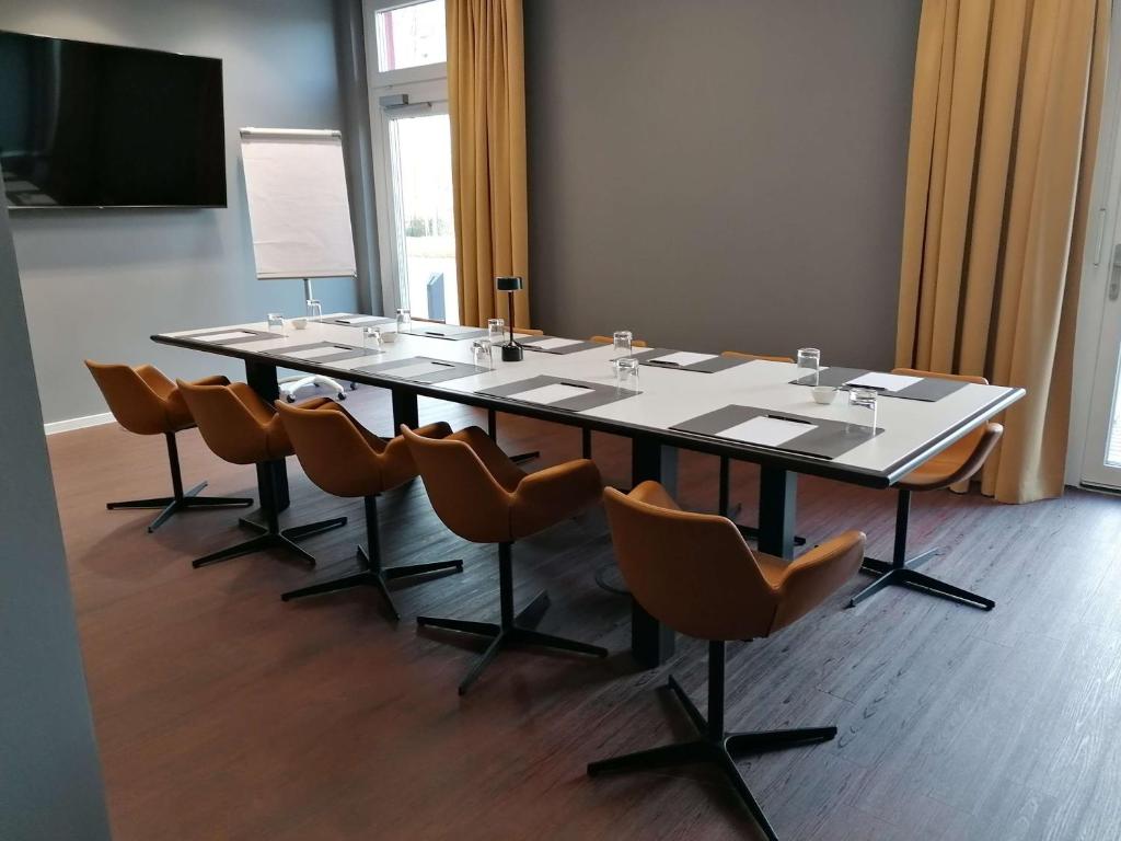 TV a/nebo společenská místnost v ubytování Best Western Plus Hotel Brueggen