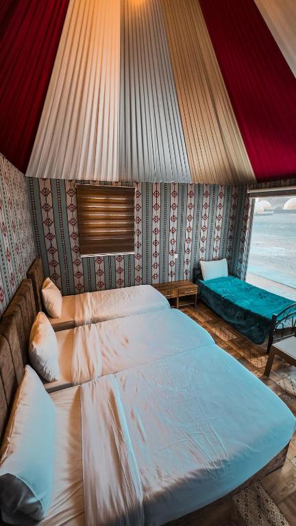Postel nebo postele na pokoji v ubytování Nada luxury camp