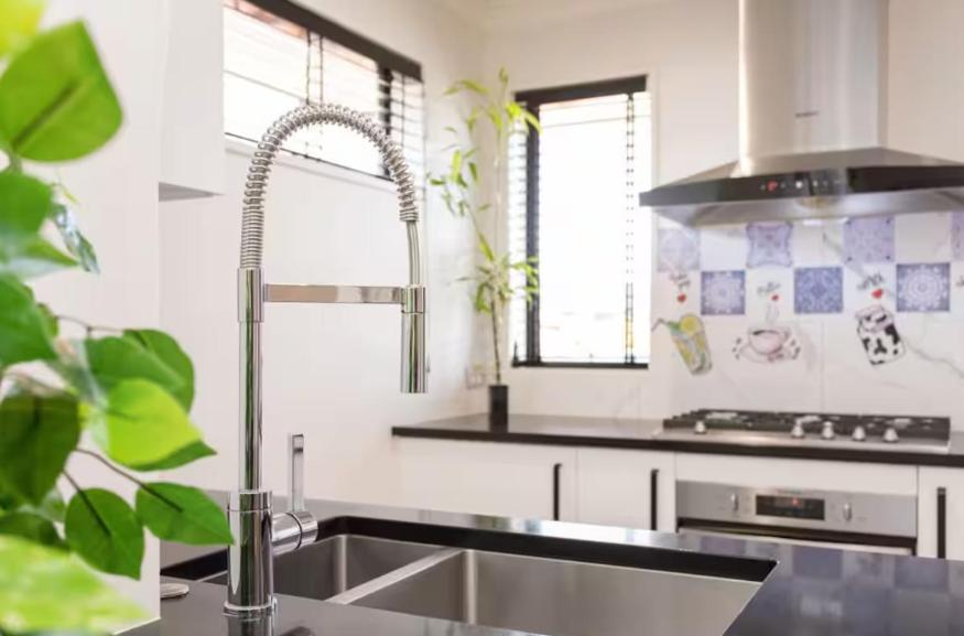 Family-Friendly Home in Wigram with Style & Space - Resim 12