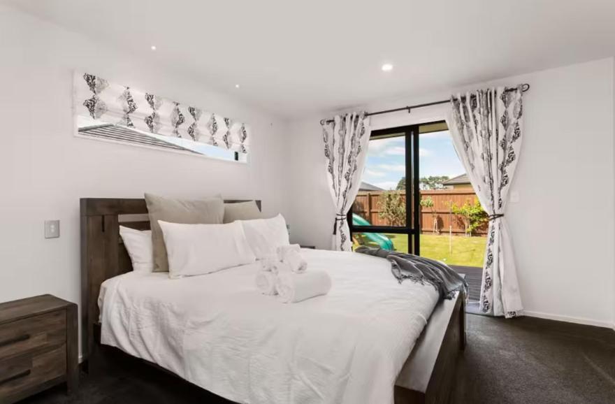 Family-Friendly Home in Wigram with Style & Space - Resim 2