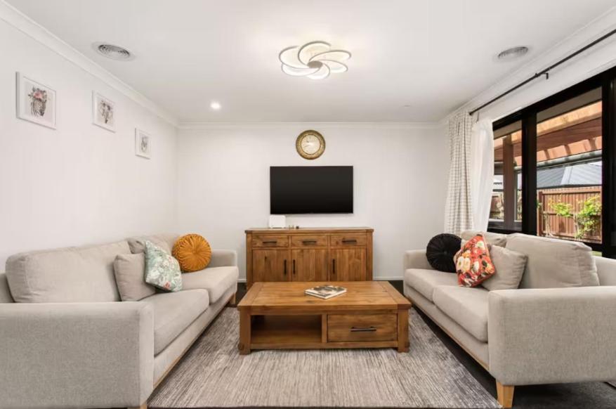 Family-Friendly Home in Wigram with Style & Space - Resim 11