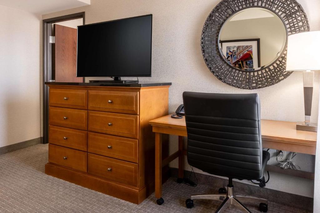 Drury Plaza Hotel Broadview Wichita - King Suite Avec Canapé-lit