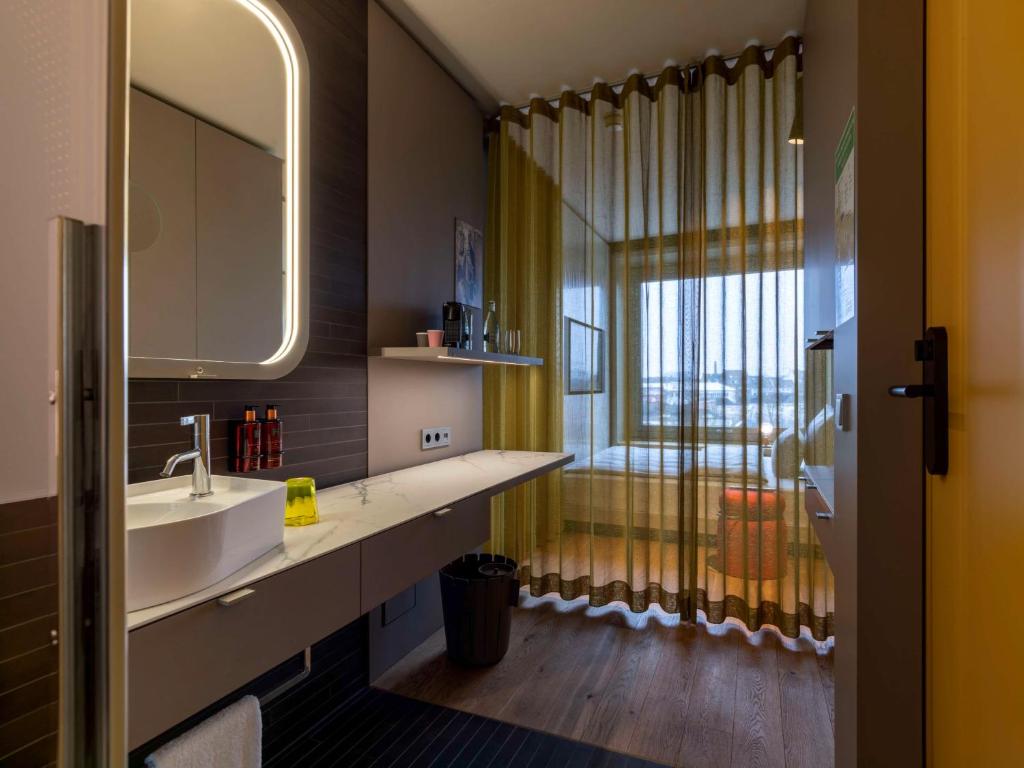 b'mine hotel Düsseldorf - Resim 22