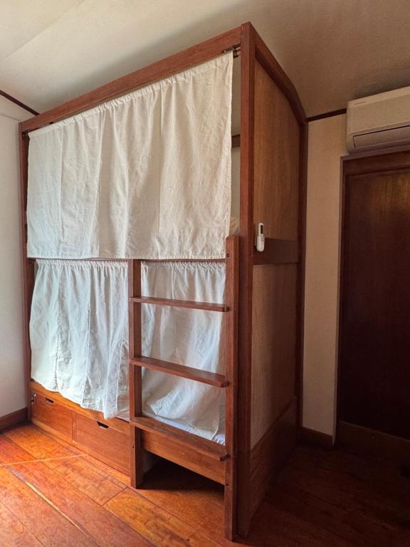 Letto o letti in una camera di Surf House Palawan