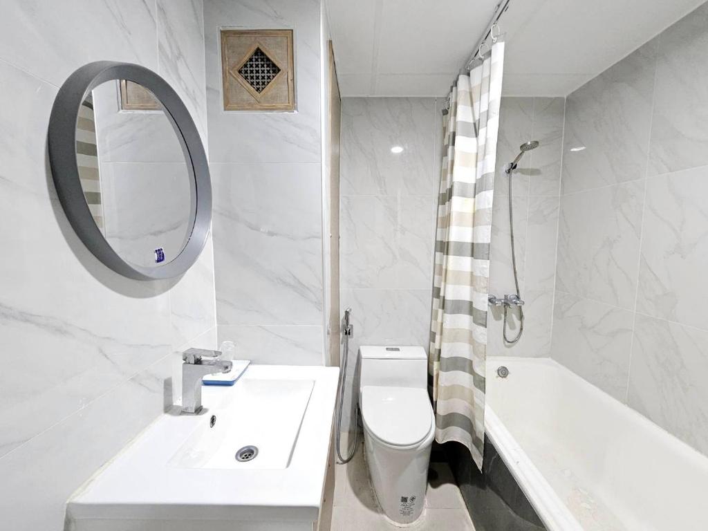 Crown BTS Nana Hotel - Resim 8