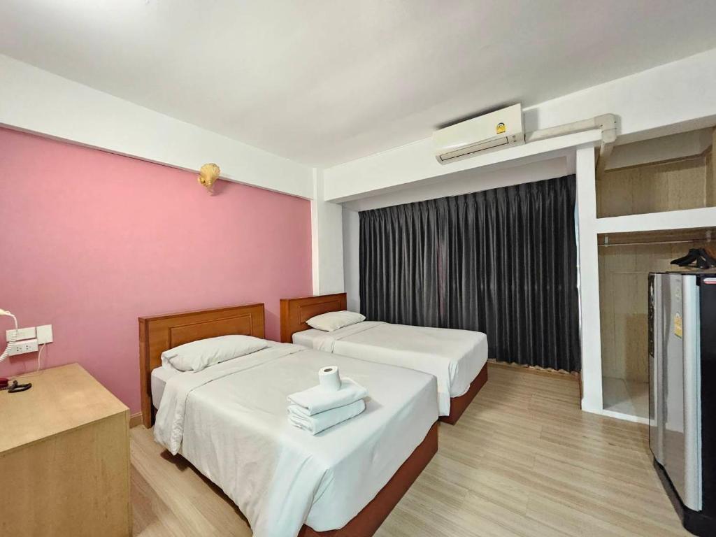 Crown BTS Nana Hotel - Resim 20