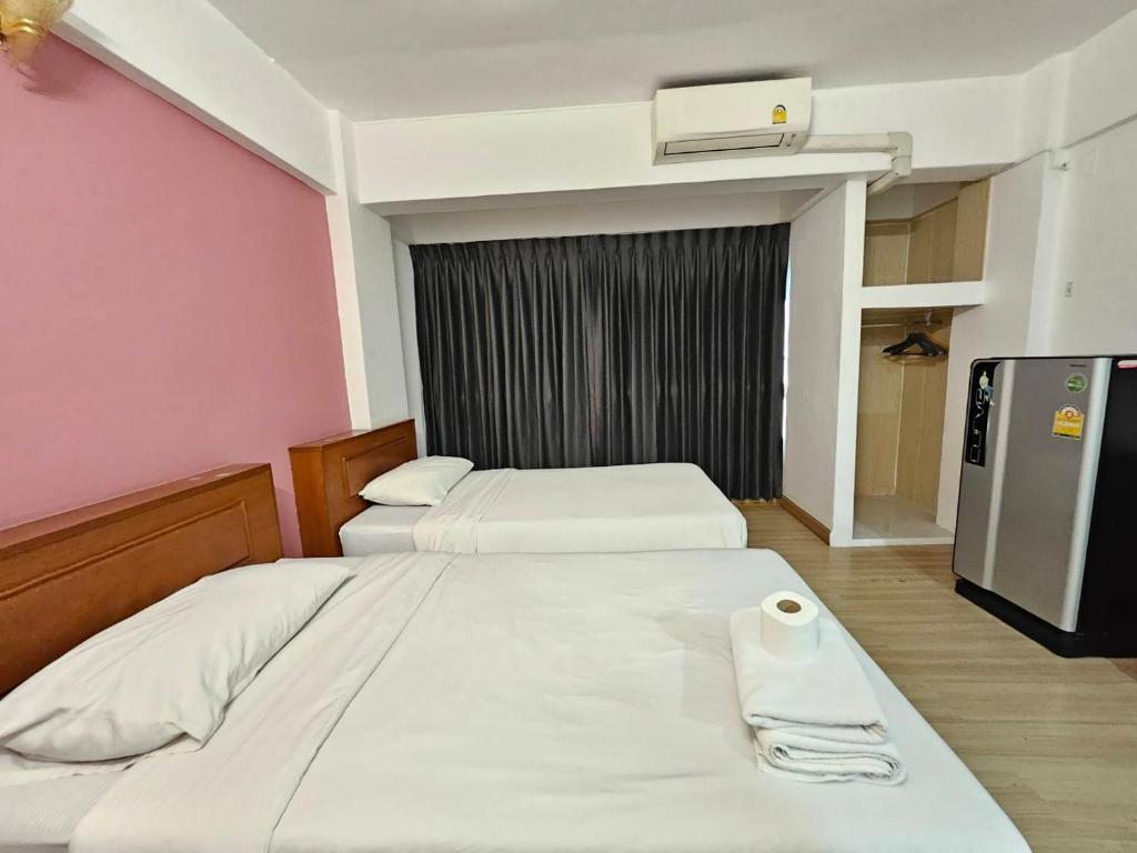 Crown BTS Nana Hotel - Resim 22