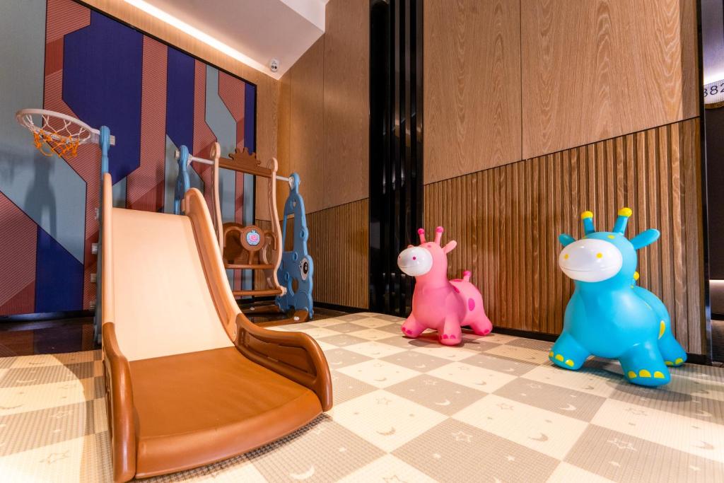 Fotografie z fotogalerie ubytování Echarm International Hotel Guangzhou Baiyun International Airport Qingbu Metro Branch - Free Deliver Service to Guangzhou Baiyun International Airport & Free Deliver Service to Canton Fair Complex During Canton Fair Period v Kantonu