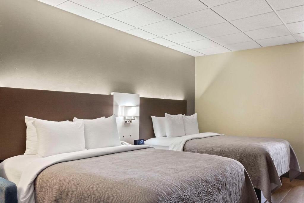 Quality Inn & Suites Green Bay Downtown photo