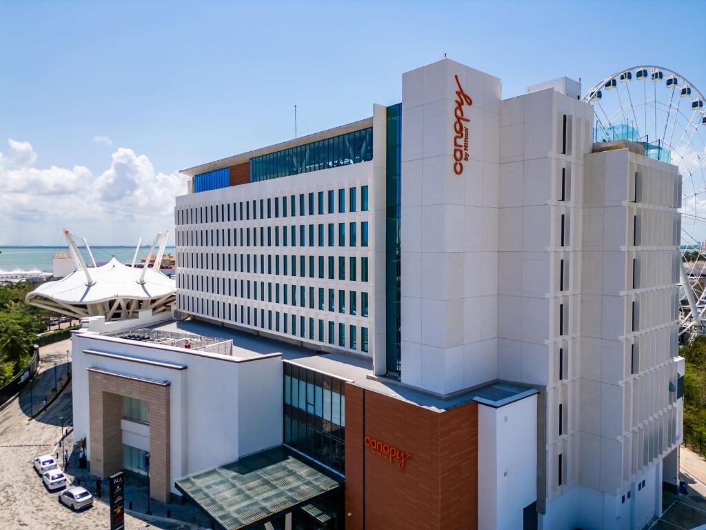 Budova, kde se hotel nachází