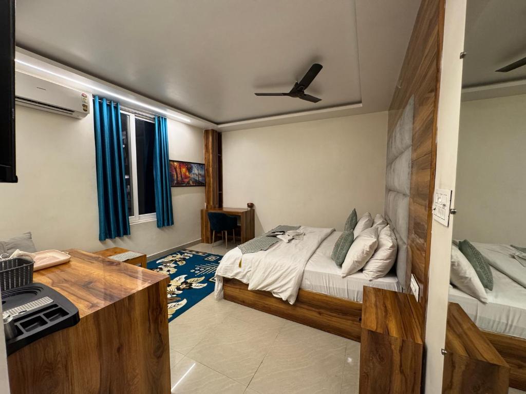 Postel nebo postele na pokoji v ubytování Hotel RedBee