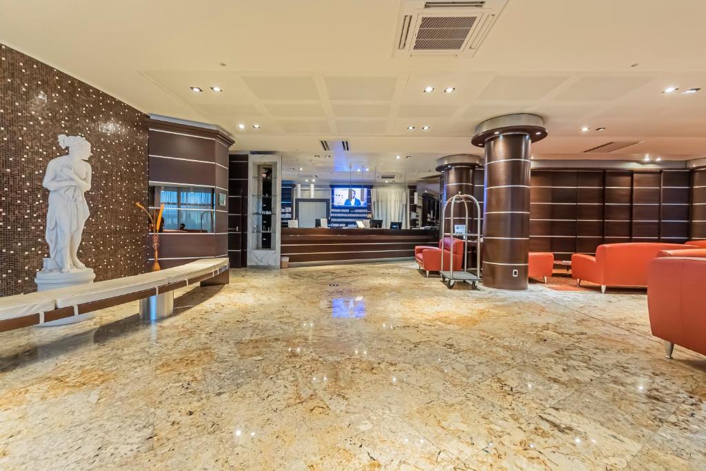 Vstupní hala nebo recepce v ubytování Dado Hotel International