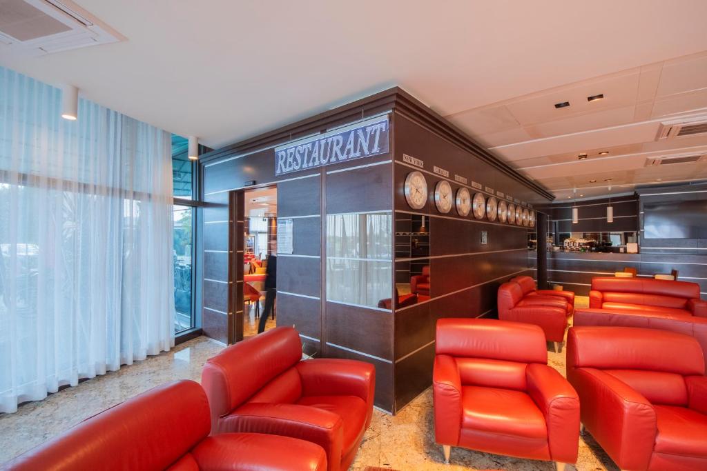 Posezení v ubytování Dado Hotel International