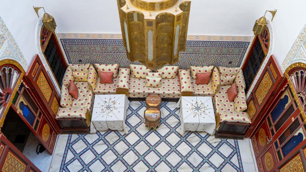 Posezení v ubytování Riad Dar El Ouedghiri