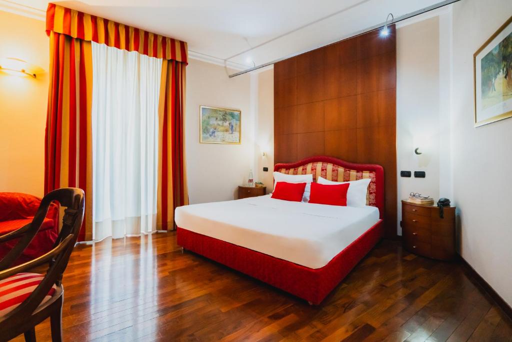 Hotel Royal Torino Centro Congressi - Resim 18