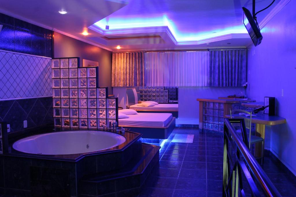  Xenon Motel (Adult Only)
