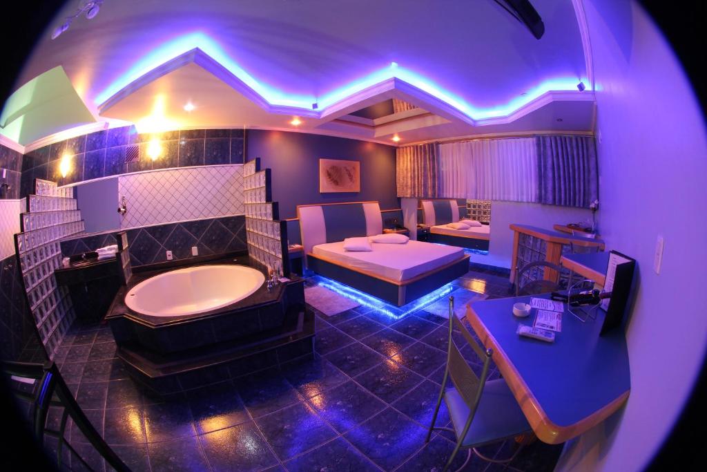  Xenon Motel (Adult Only)