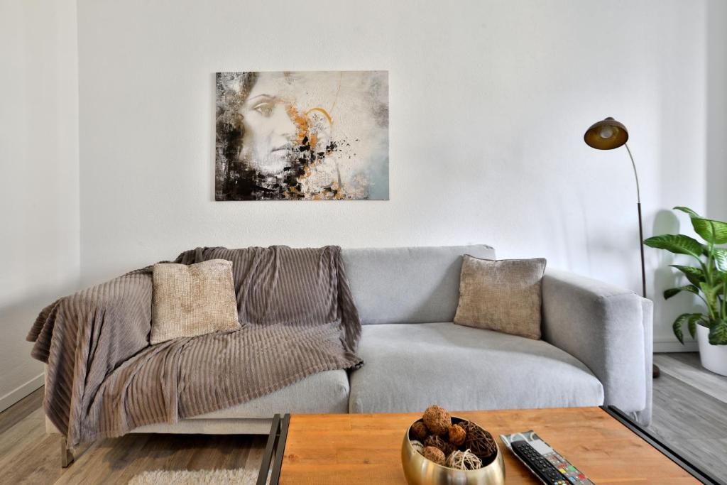 Lovely quiet 2 rooms close to center with balcony – photo 19