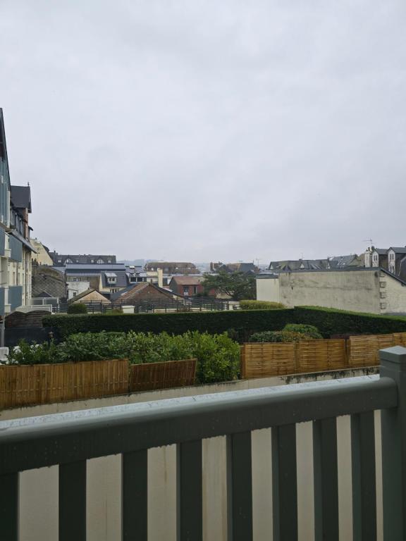 Fotografie z fotogalerie ubytování Studio spacieux villa Morny v destinaci Deauville