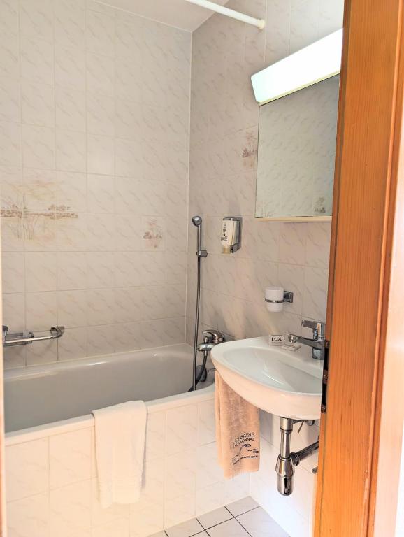 Koupelna v ubytování Appartement Thermal Ovronnaz 3 Pieces