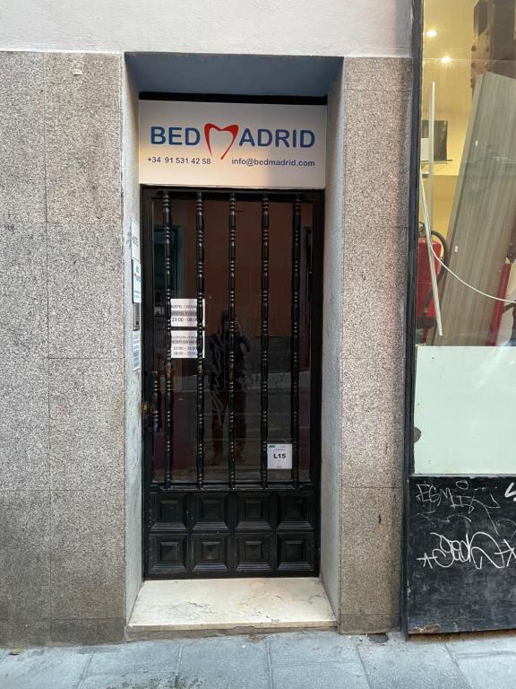 The facade or entrance of Bed Madrid Rooms by Bossh! Hotels
