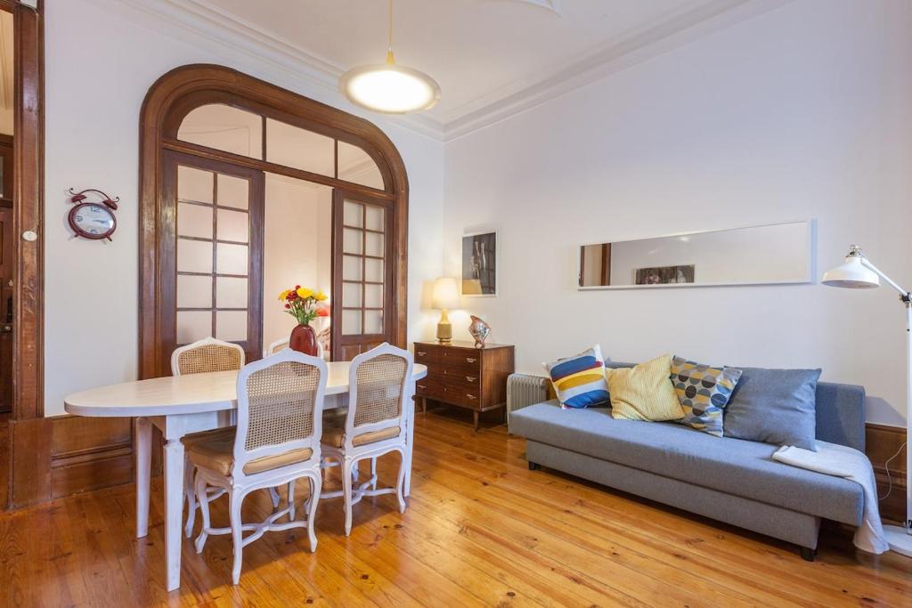 Downtown Classic Apartment