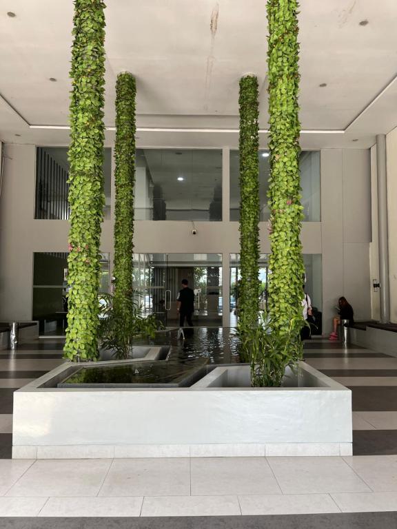 Φωτογραφία από το άλμπουμ του UVroomOfficial Apartment Riverview Tower Mahakam σε Bekasi