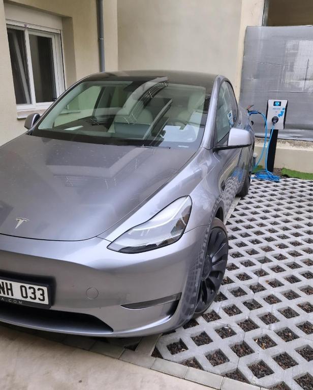 8 Blocks Apartments - 17