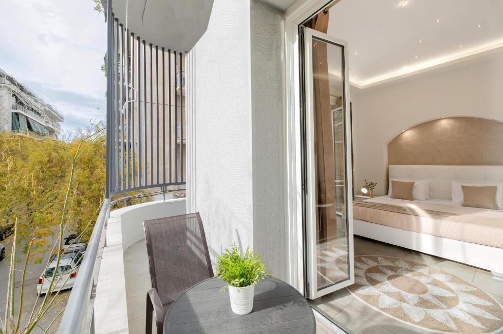 Postel nebo postele na pokoji v ubytování Alekos Apartments 2 Netflix, Self Check-In