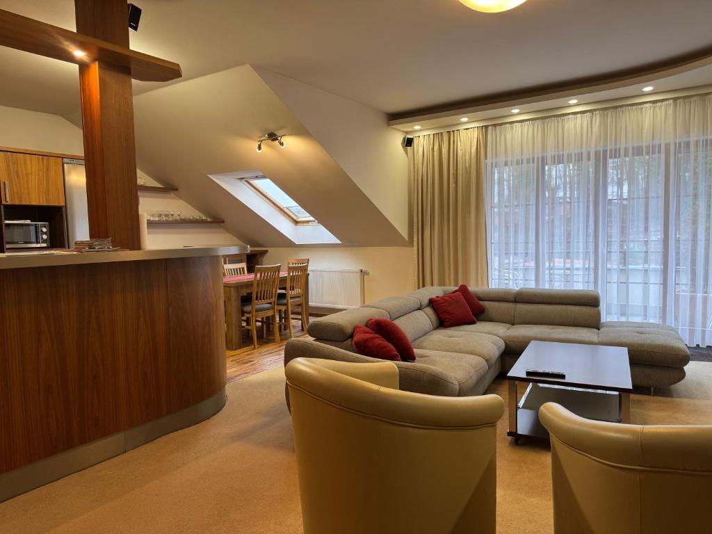 Kuchyň nebo kuchyňský kout v ubytování Apartmán Bílá Hora - Roudná