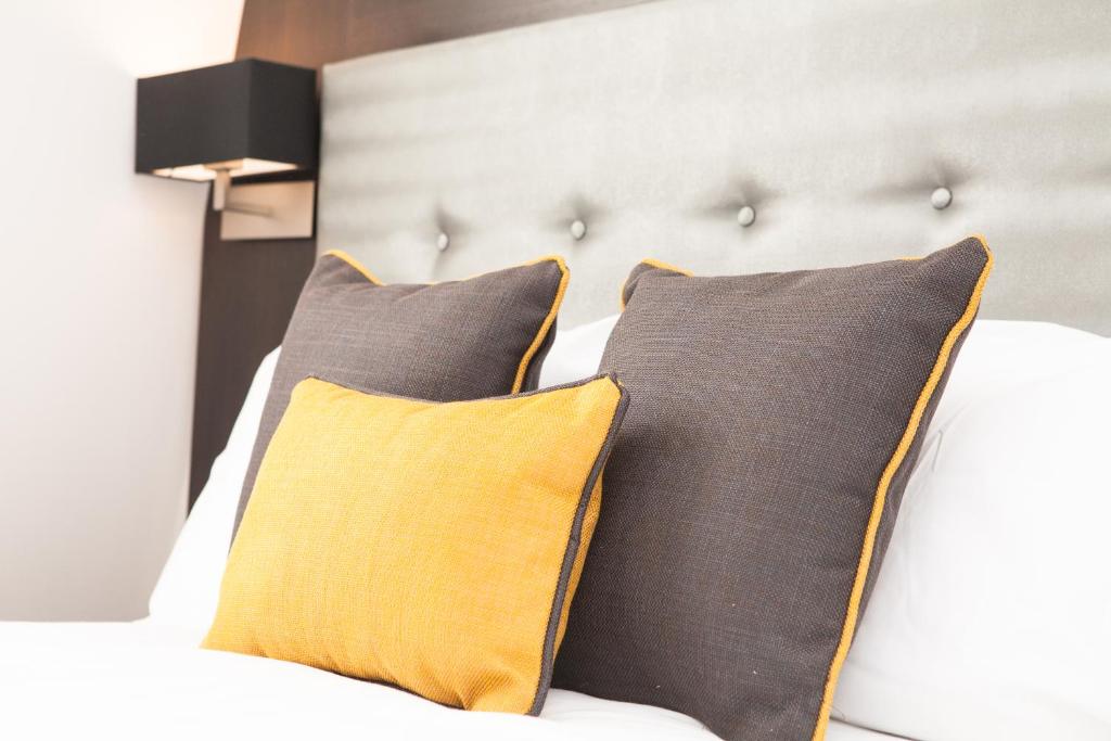 The Tudor Inn Hotel - Resim 30