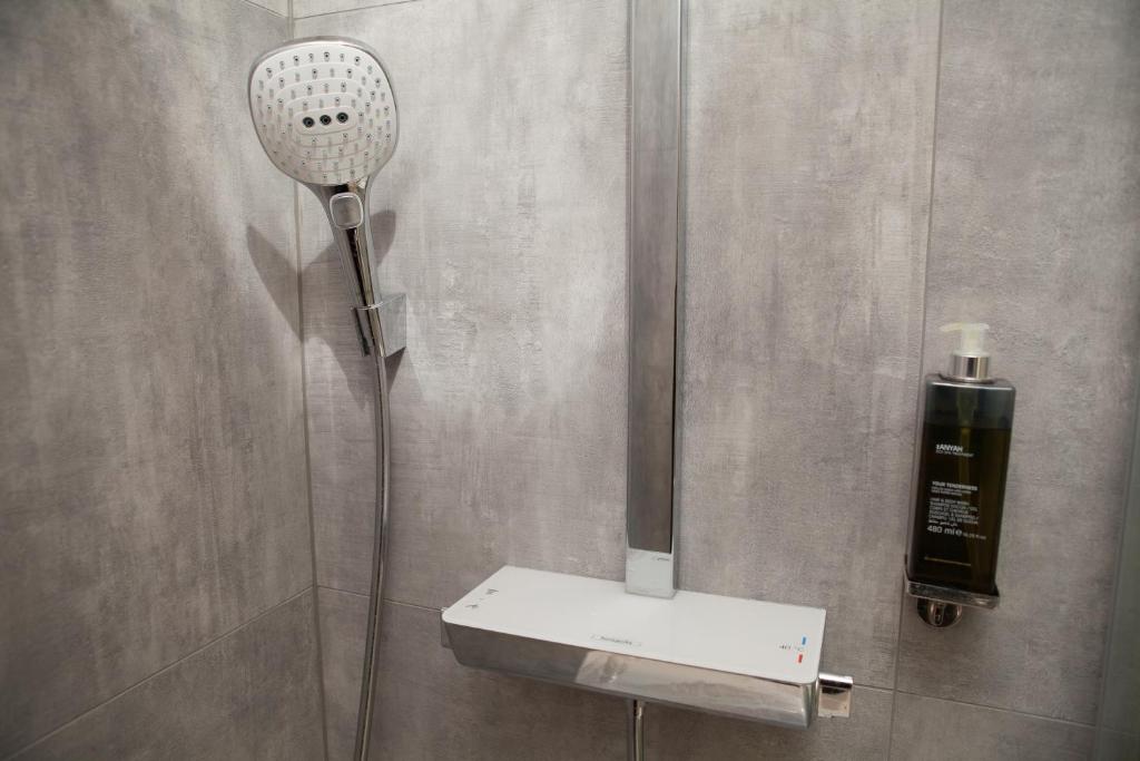 The Tudor Inn Hotel - Resim 4