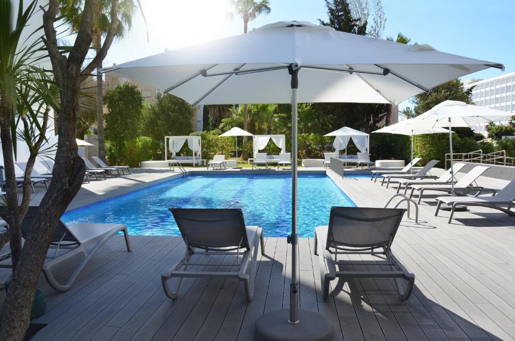 Apartamentos Vibra Tivoli, Playa den Bossa – Bijgewerkte ...